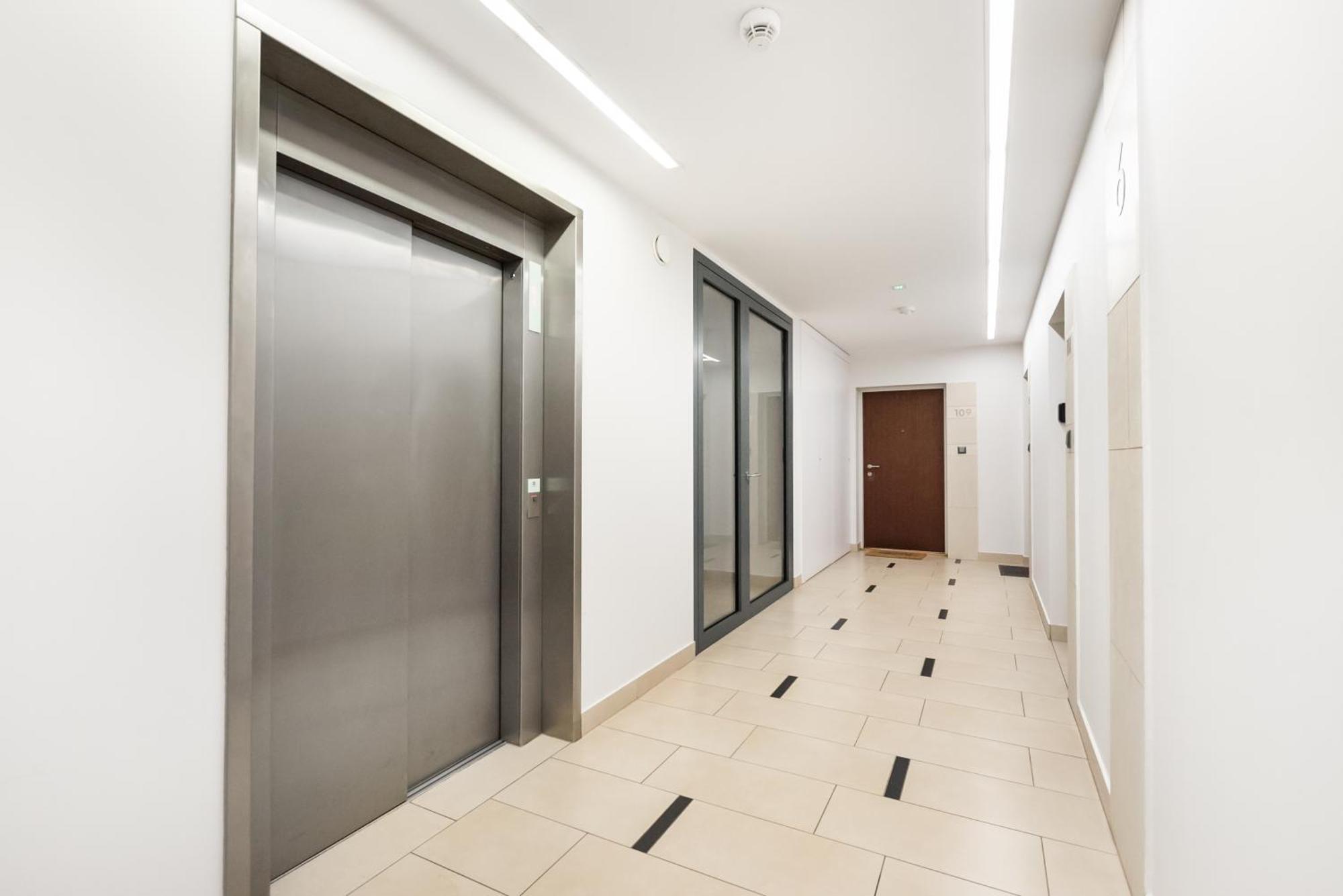Business Mokotow Park 111 Apartment Warszawa Eksteriør billede